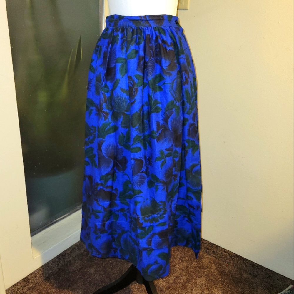 ESCADA Floral Wool Midi Pocket Circle Skirt